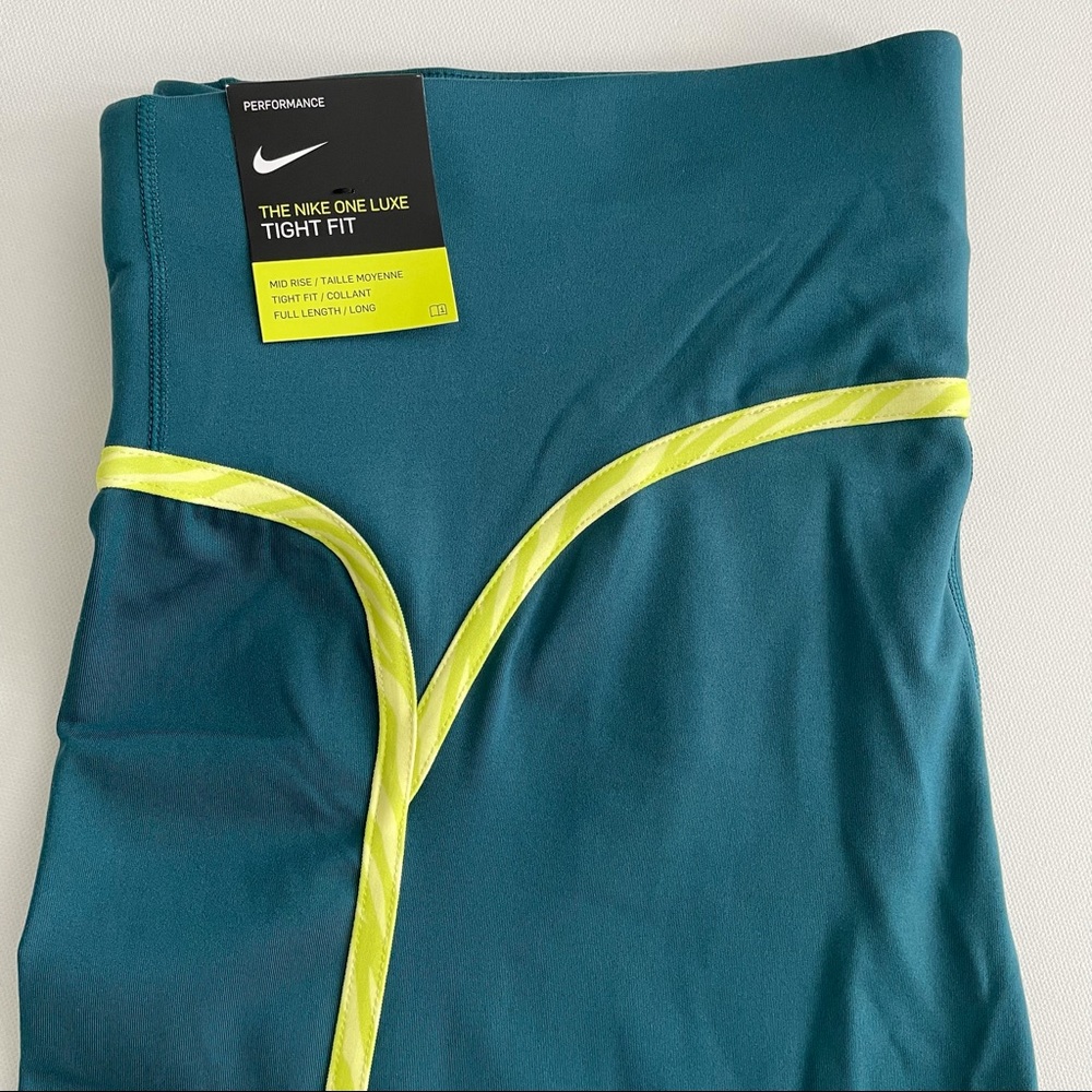 Nike One Luxe Icon Clash Women's Mid-rise 7/8 Leggings Size 1X - Picture 3 of 15